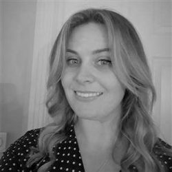Lynda-McDunphy.jpg Lynda-McDunphy.jpg